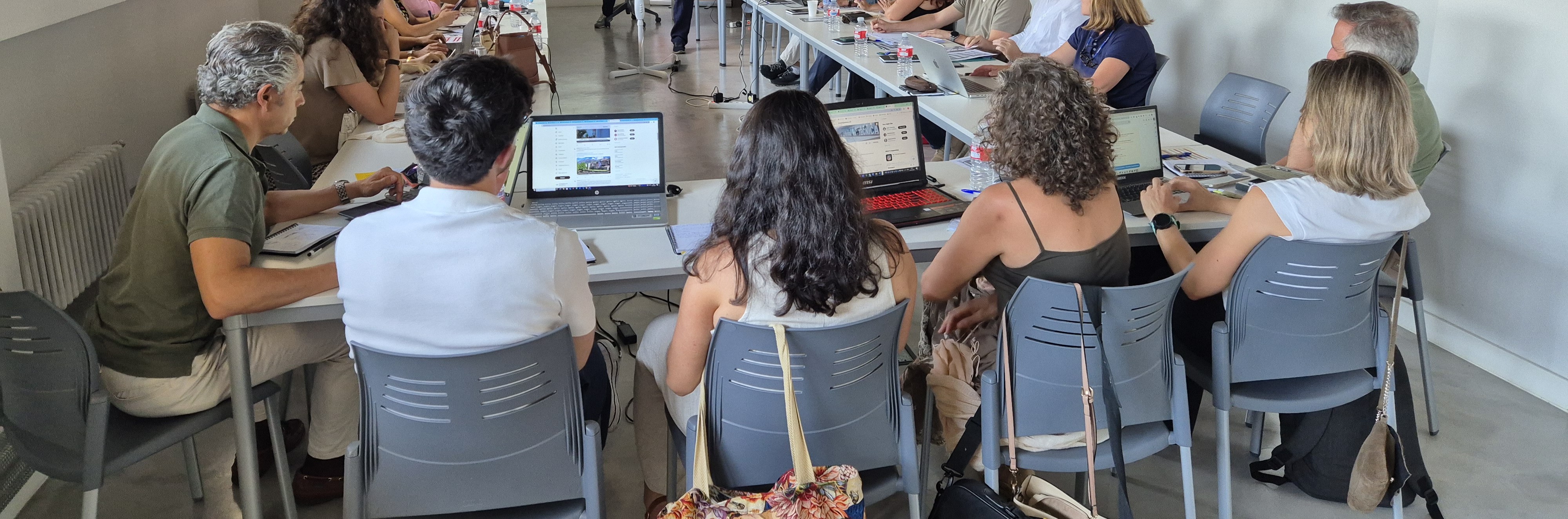 Imagen del artículo La Junta de Extremadura y sus socios refuerzan su compromiso con la eficiencia energética del patrimonio rural