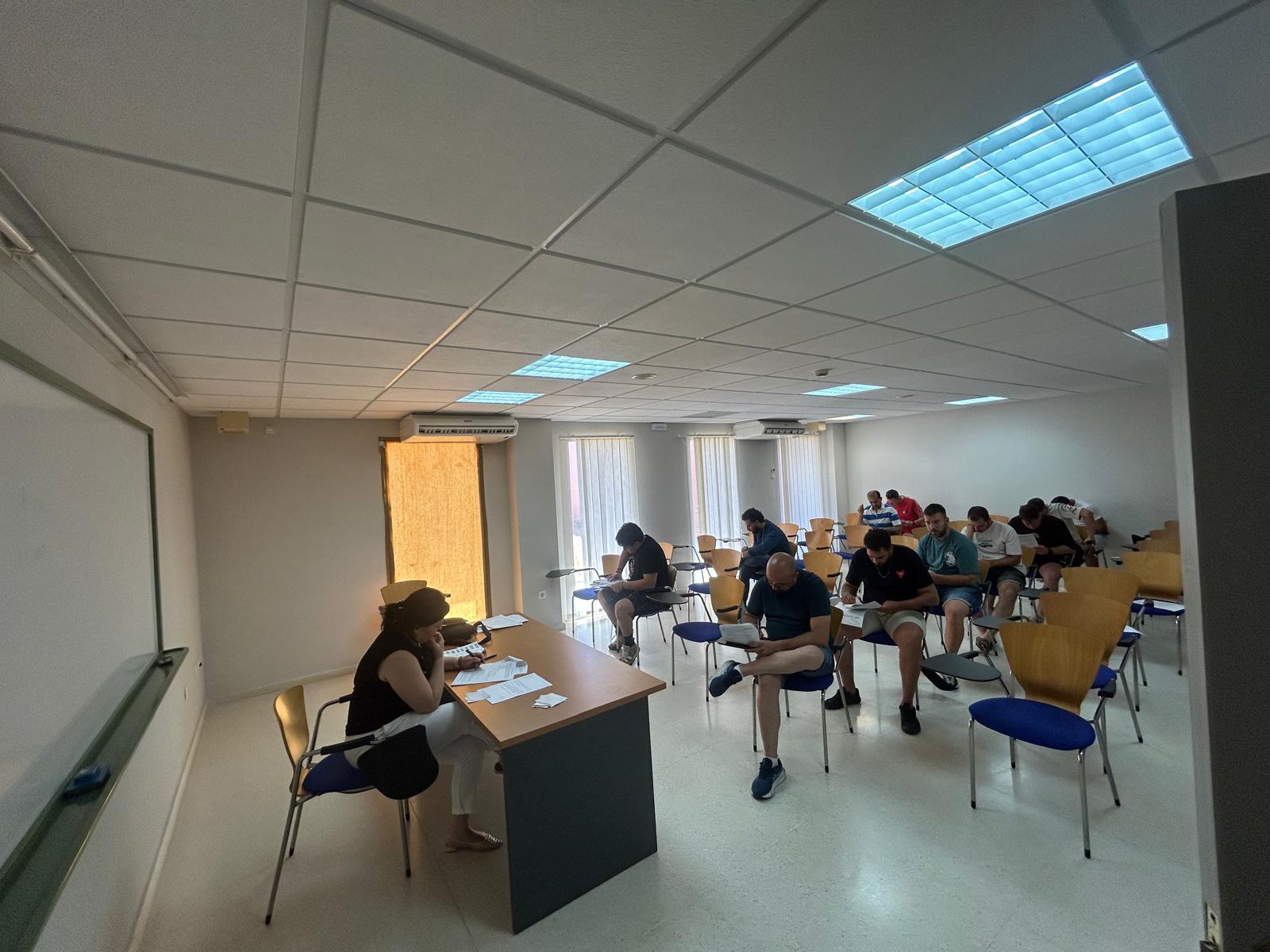 Image 0 of article Más de 300 personas se examinan para obtener el certificado CAP para conductores de transporte de mercancías y viajeros
