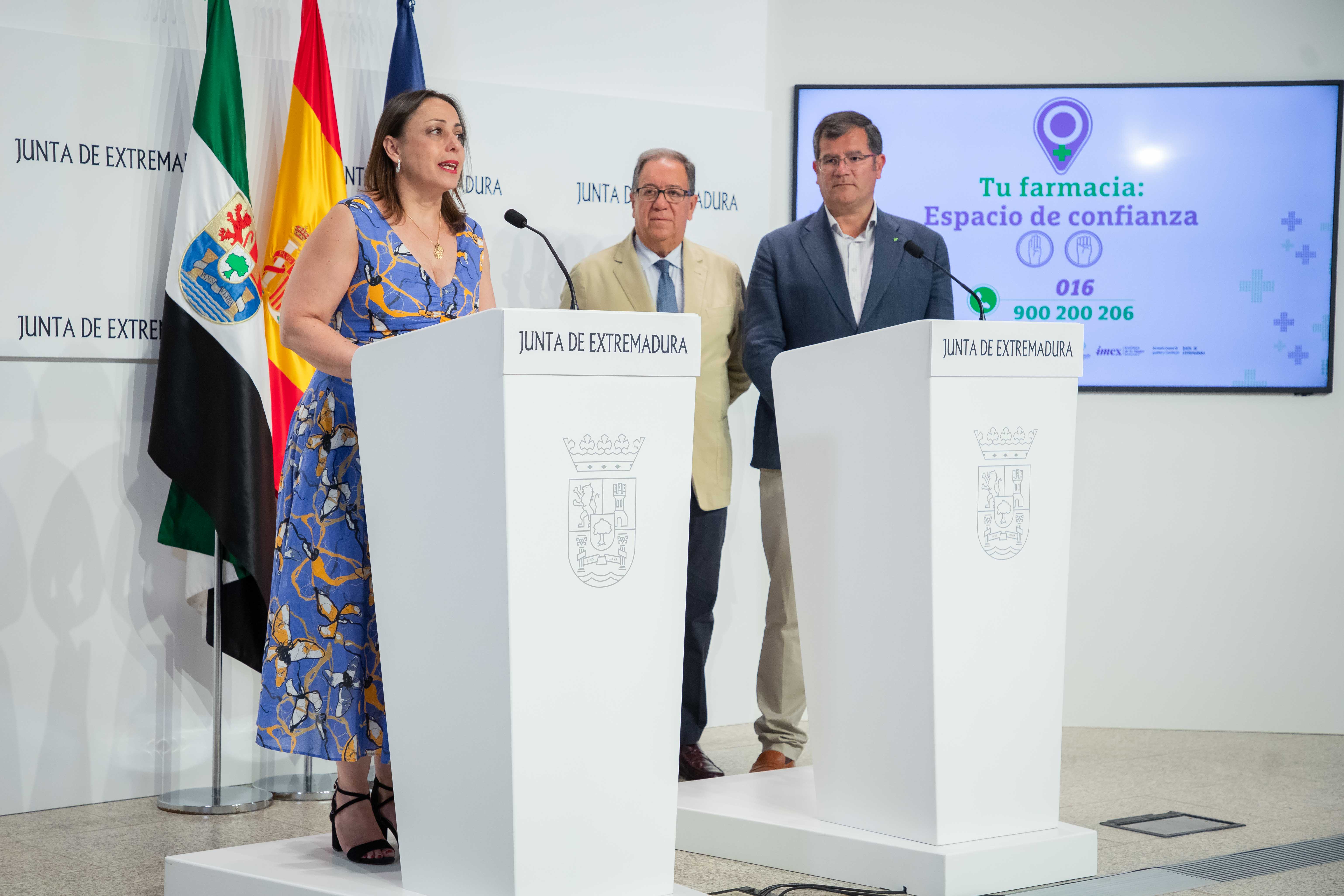 Imagen del artículo La Junta y los colegios farmacéuticos impulsan una red de 'puntos violeta' para apoyar a las víctimas de violencia de género en oficinas de farmacia