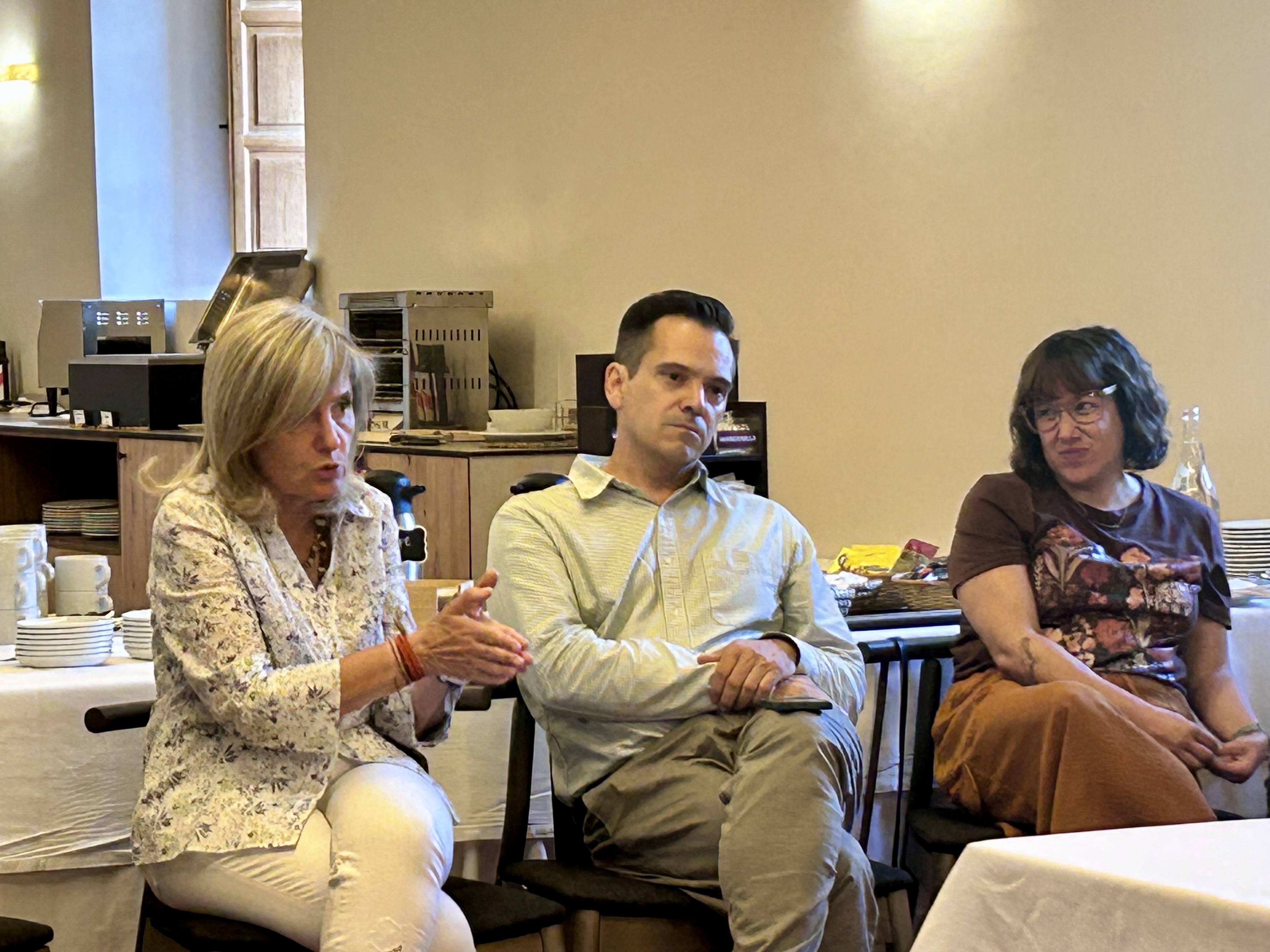 Image 6 of article Victoria Bazaga visita Hervás para reunirse con empresarios turísticos y mostrar el respaldo de la Junta a las zonas afectadas por los incendios