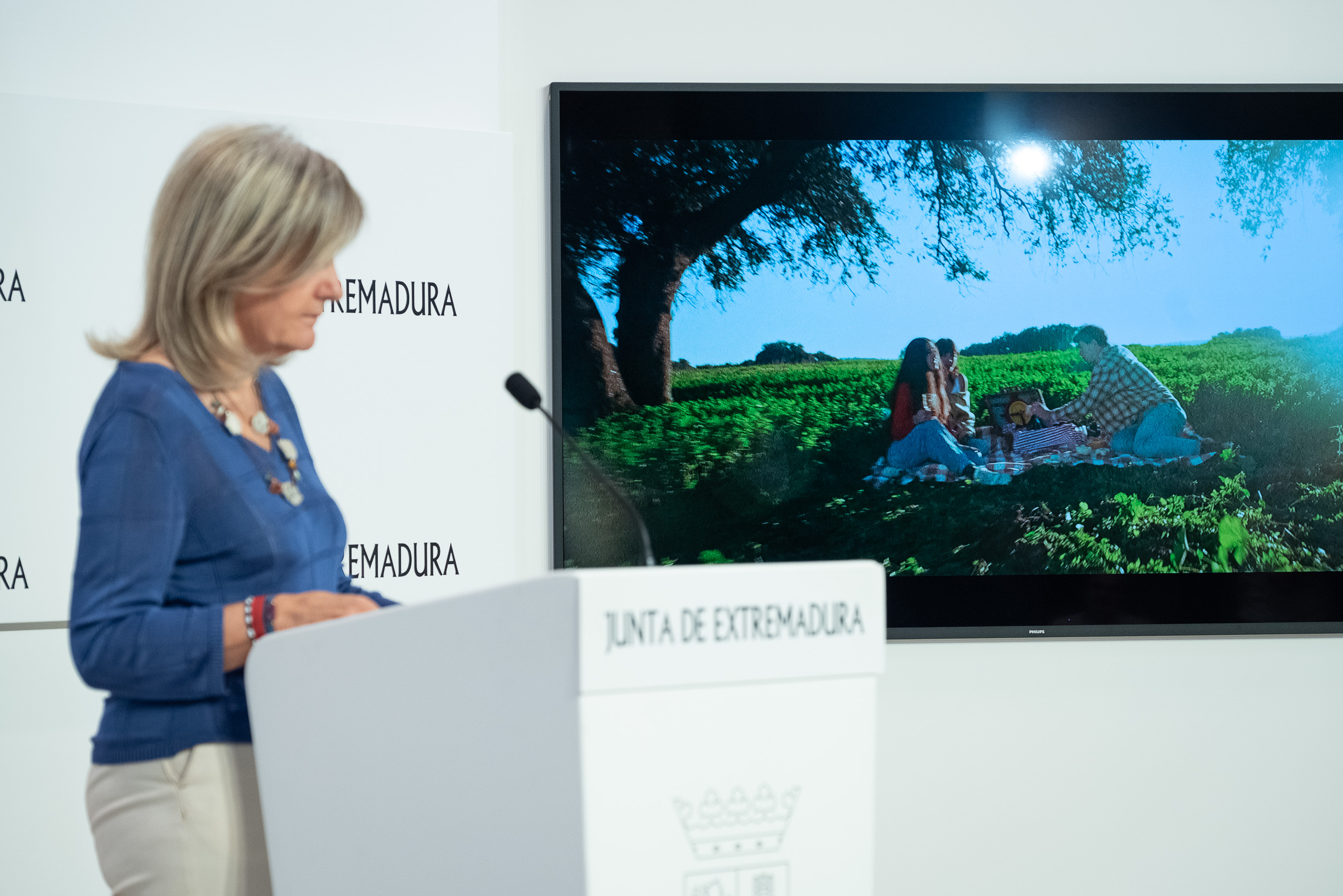 Victoria Bazaga presenta la campaña 'Extremadura Extraordinaria'