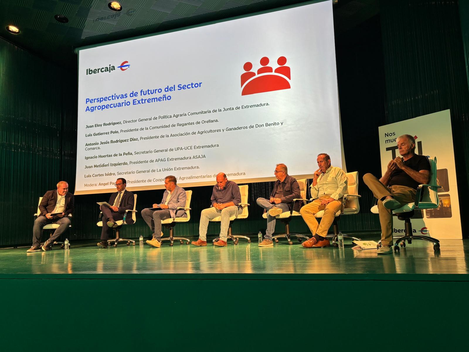 Foro para Jóvenes de Ibercaja 'Presente y futuro de la actividad agraria extremeña' foto 2