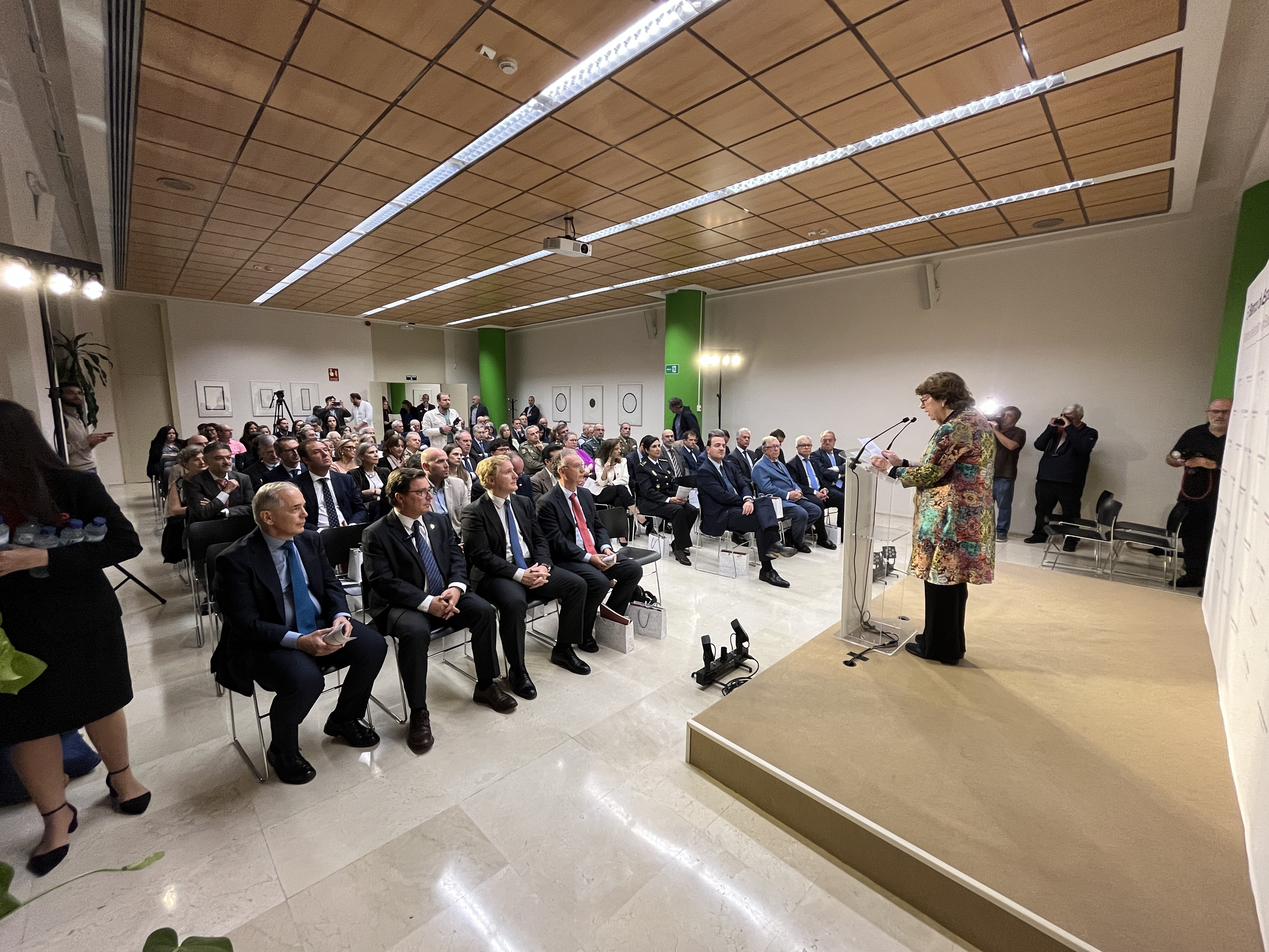 Imagen de carrusel 02