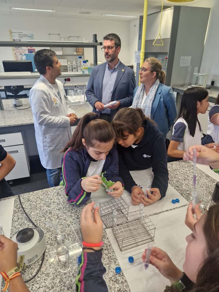 Programa Desayuna con la Ciencia+Cultura Emprendedora foto 3