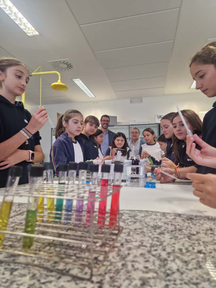 Programa Desayuna con la Ciencia+Cultura Emprendedora foto 4