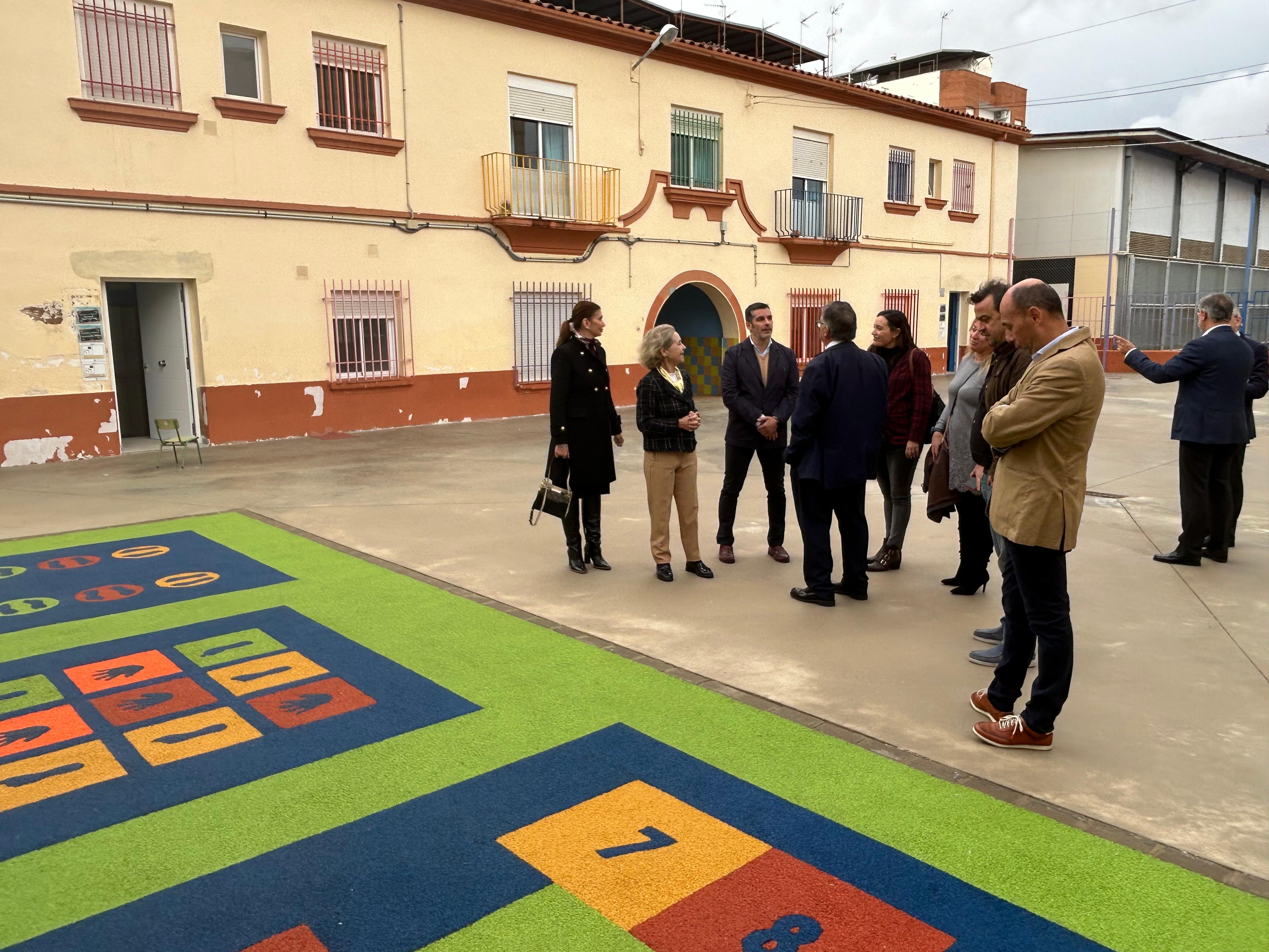 Visita a los centros educativos