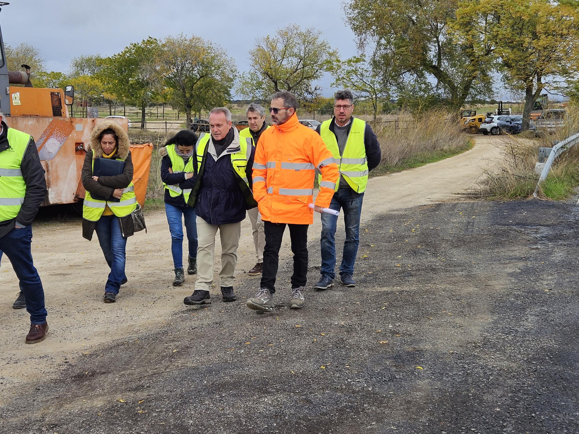 El consejero de Infraestructuras, Transporte y Vivienda, Manuel Martín Castizo, visita las obras.