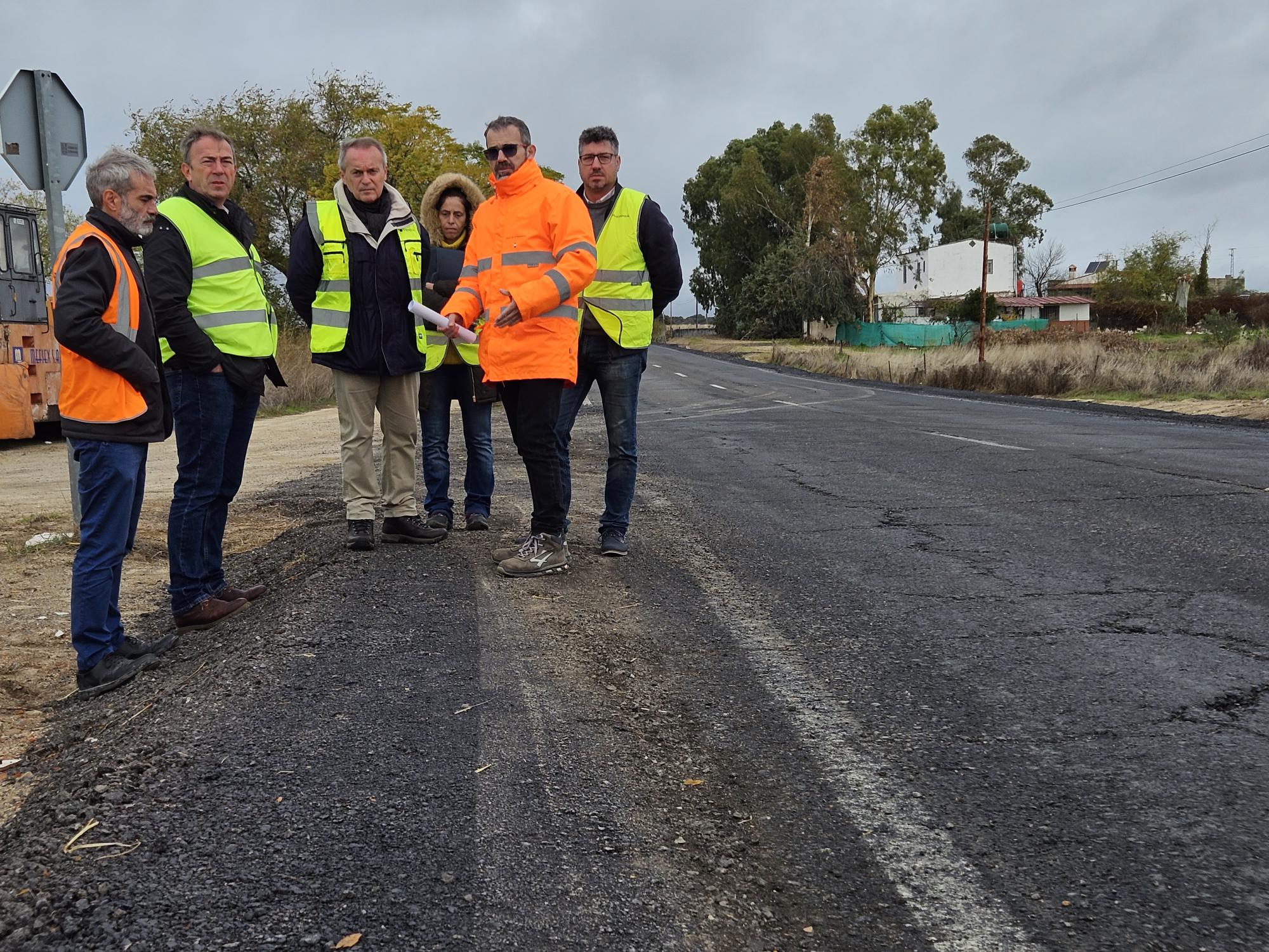 El consejero de Infraestructuras, Transporte y Vivienda, Manuel Martín Castizo, visita las obras.