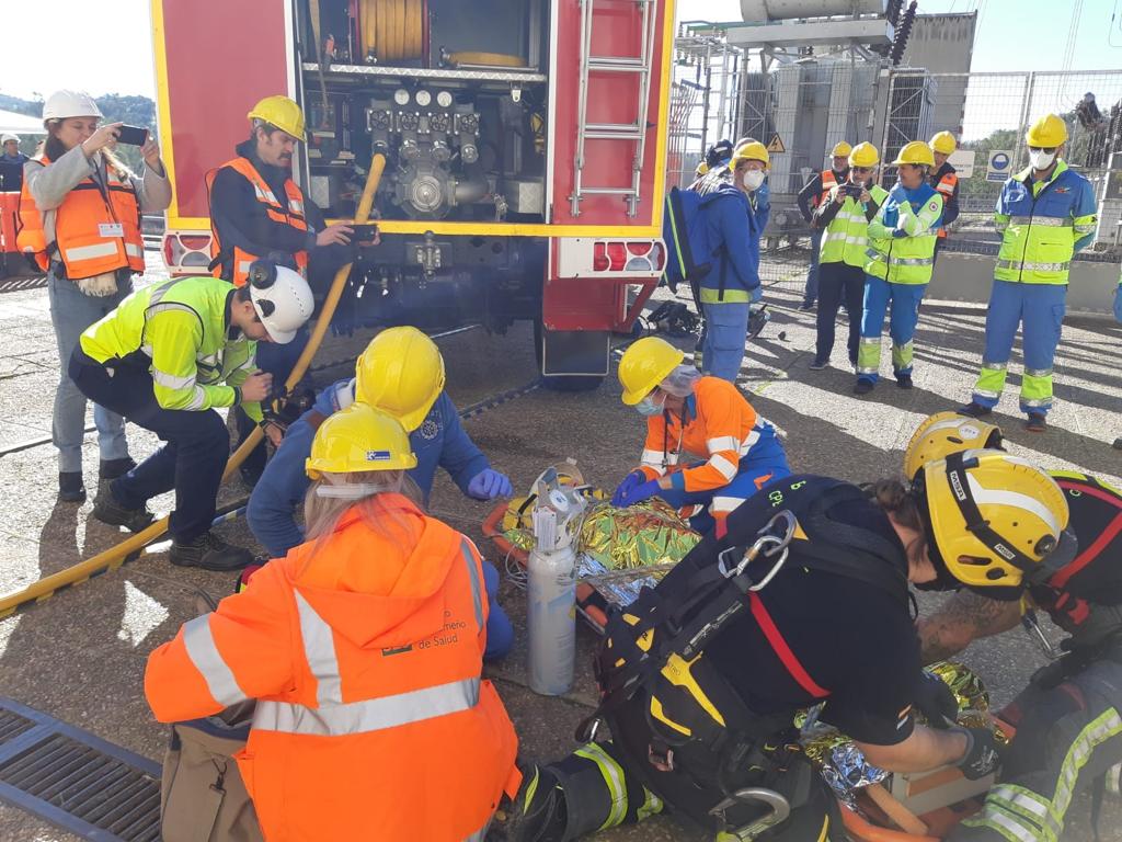 Image 2 of article El 112 Extremadura coordina el primer simulacro de incendio y evacuación en una central hidroeléctrica en la región