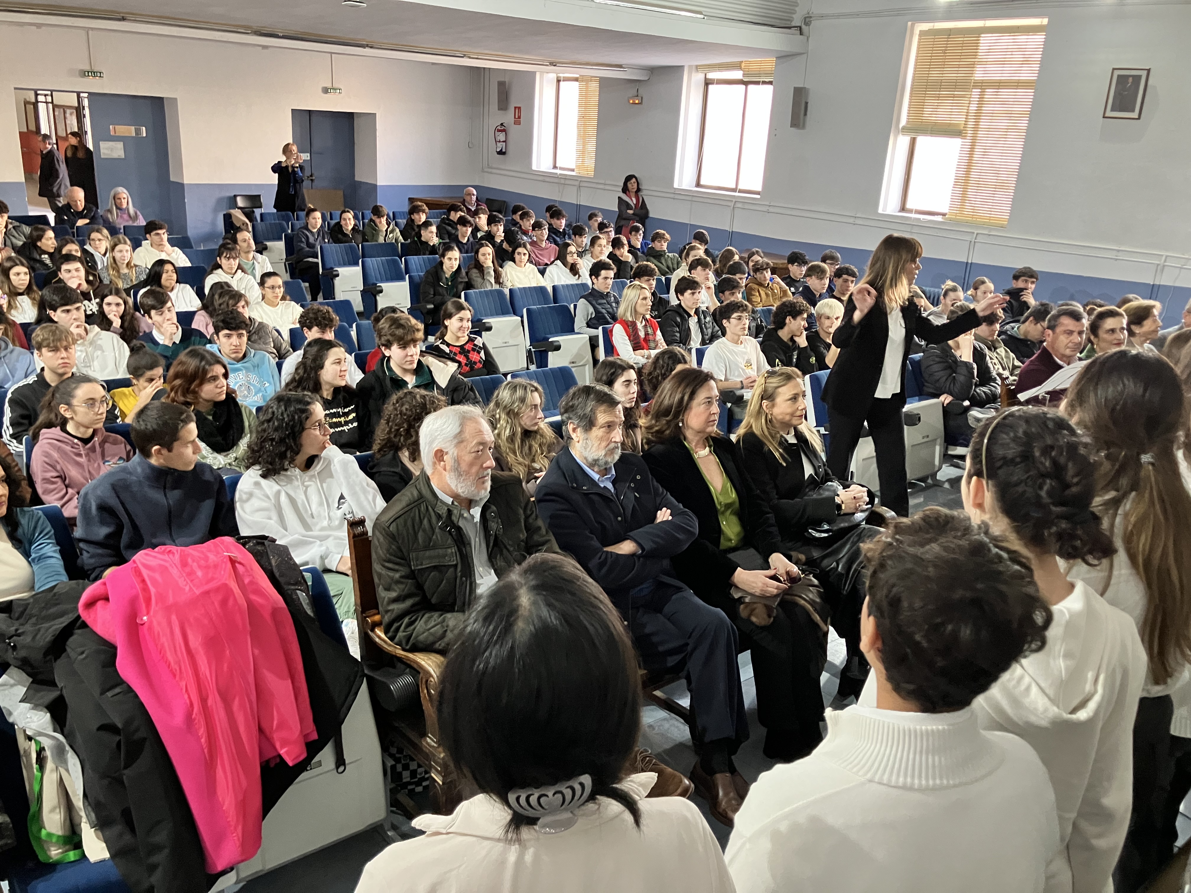 Image 1 of article La secretaria general de Educación ensalza la figura del docente durante la celebración de Santo Tomás de Aquino en el IES Zurbarán de Badajoz