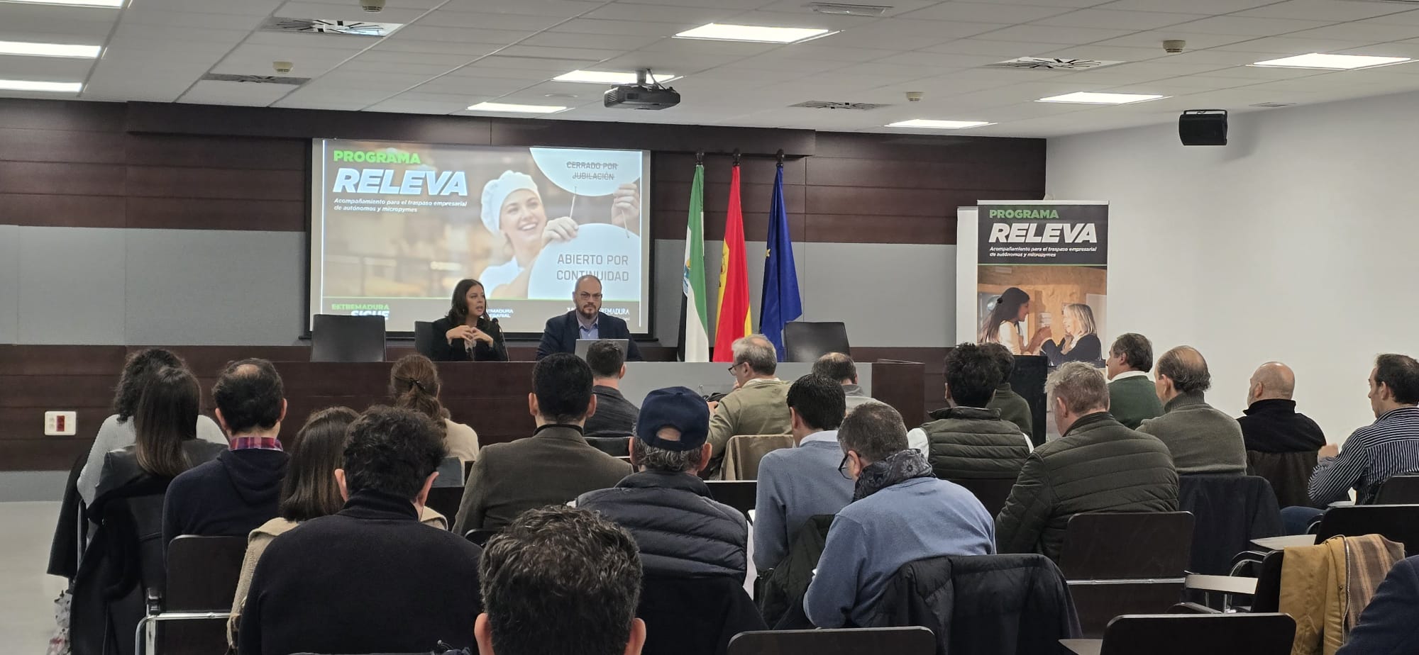 20260122 La Junta de Extremadura apoya el relevo empresarial con el ...