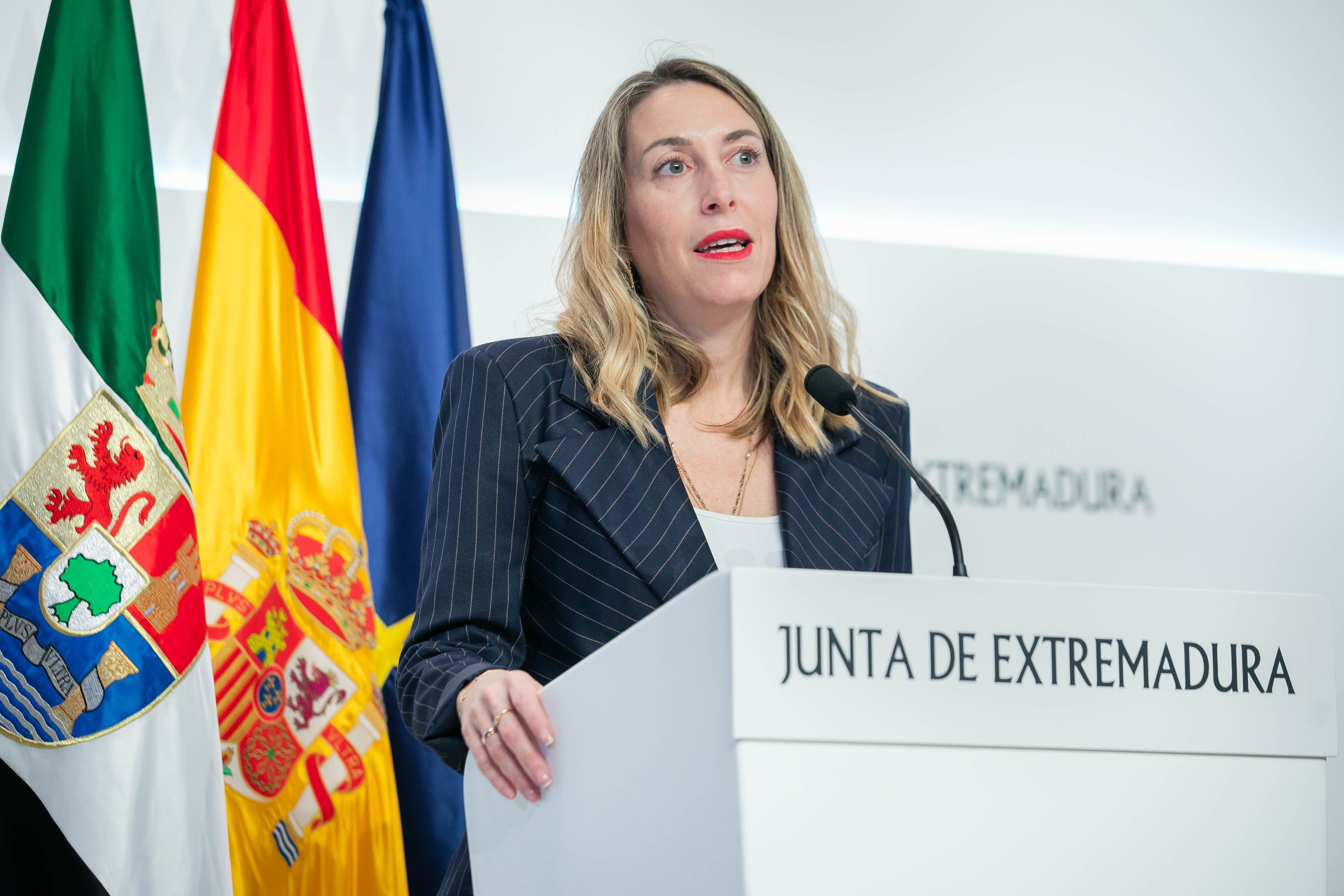 Image 6 of article María Guardiola pide al Gobierno que potencie los proyectos empresariales y las medidas de impulso económico de la Junta
