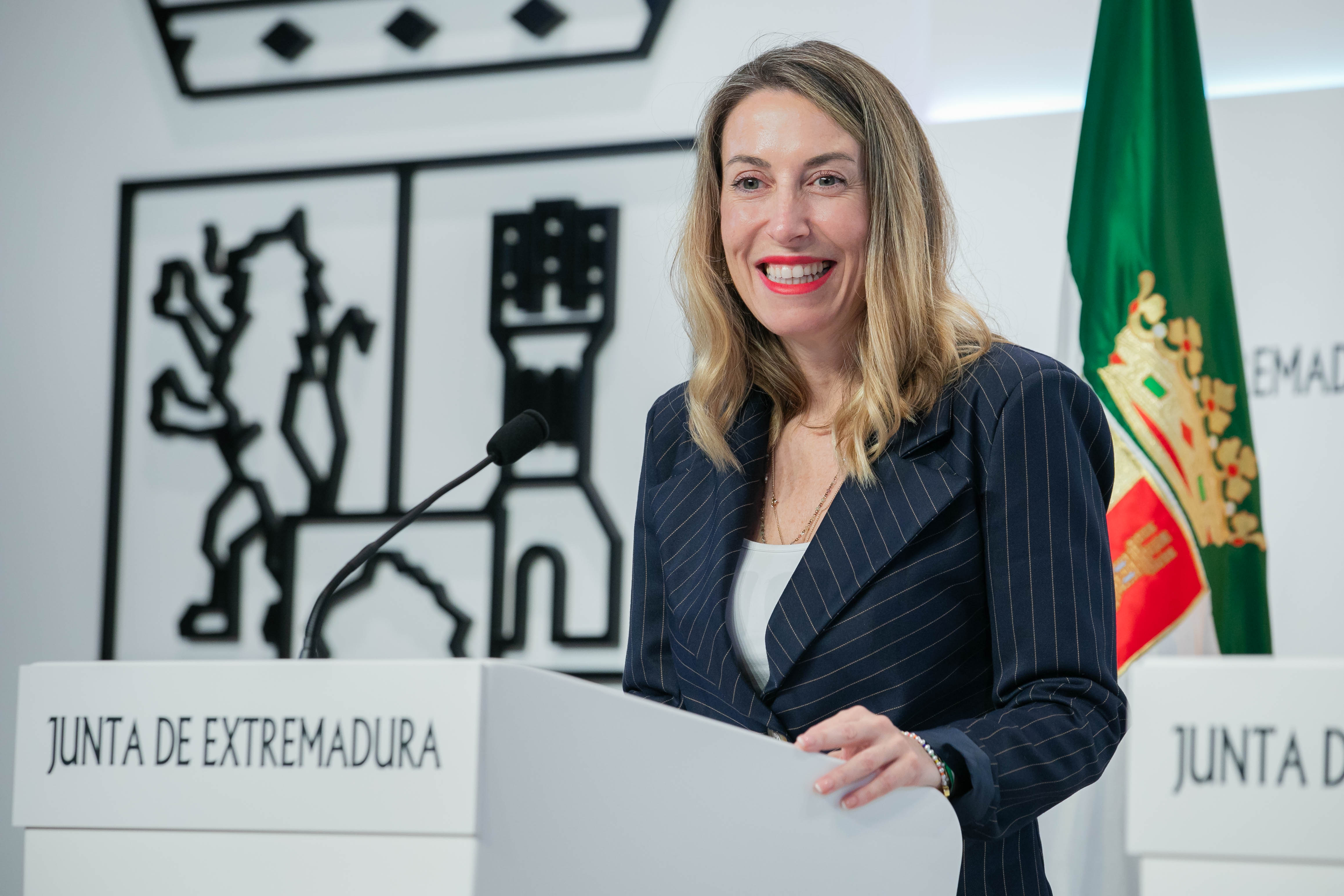 Image 8 of article María Guardiola pide al Gobierno que potencie los proyectos empresariales y las medidas de impulso económico de la Junta