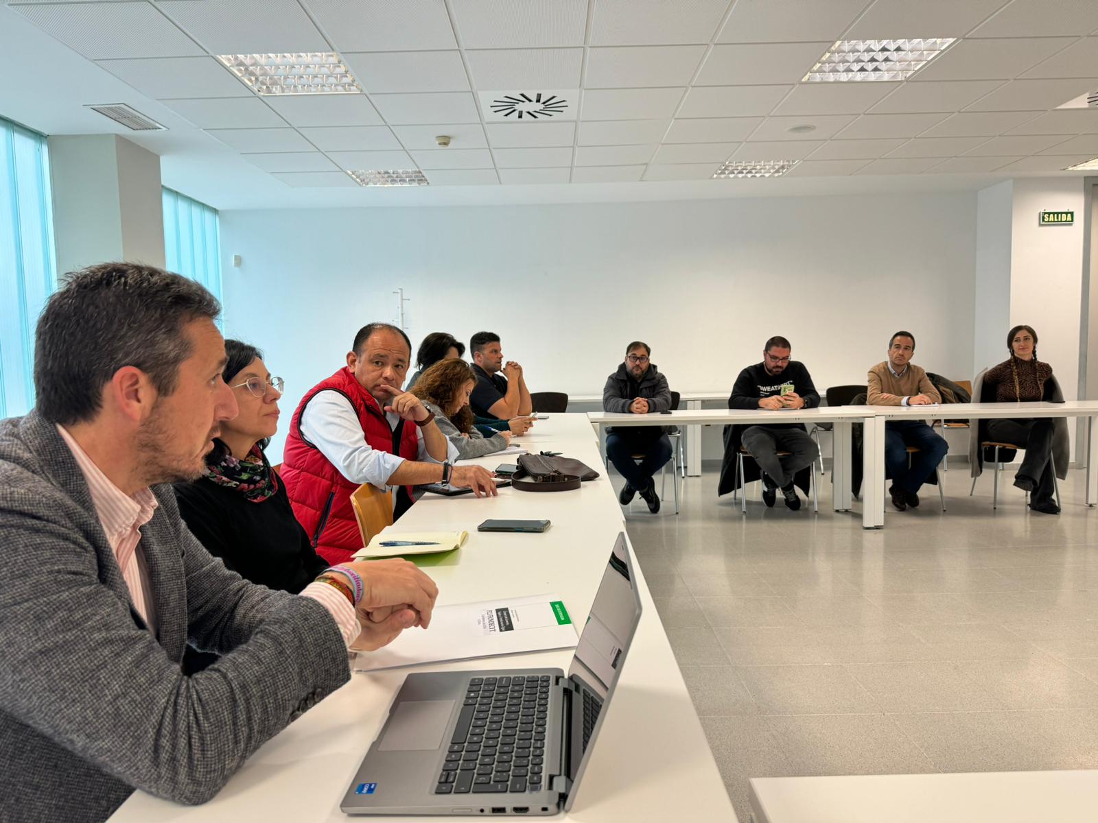 Image 0 of article La Junta de Extremadura concluye el programa que ha formado y capacitado a 8 empresas extremeñas para su internacionalización