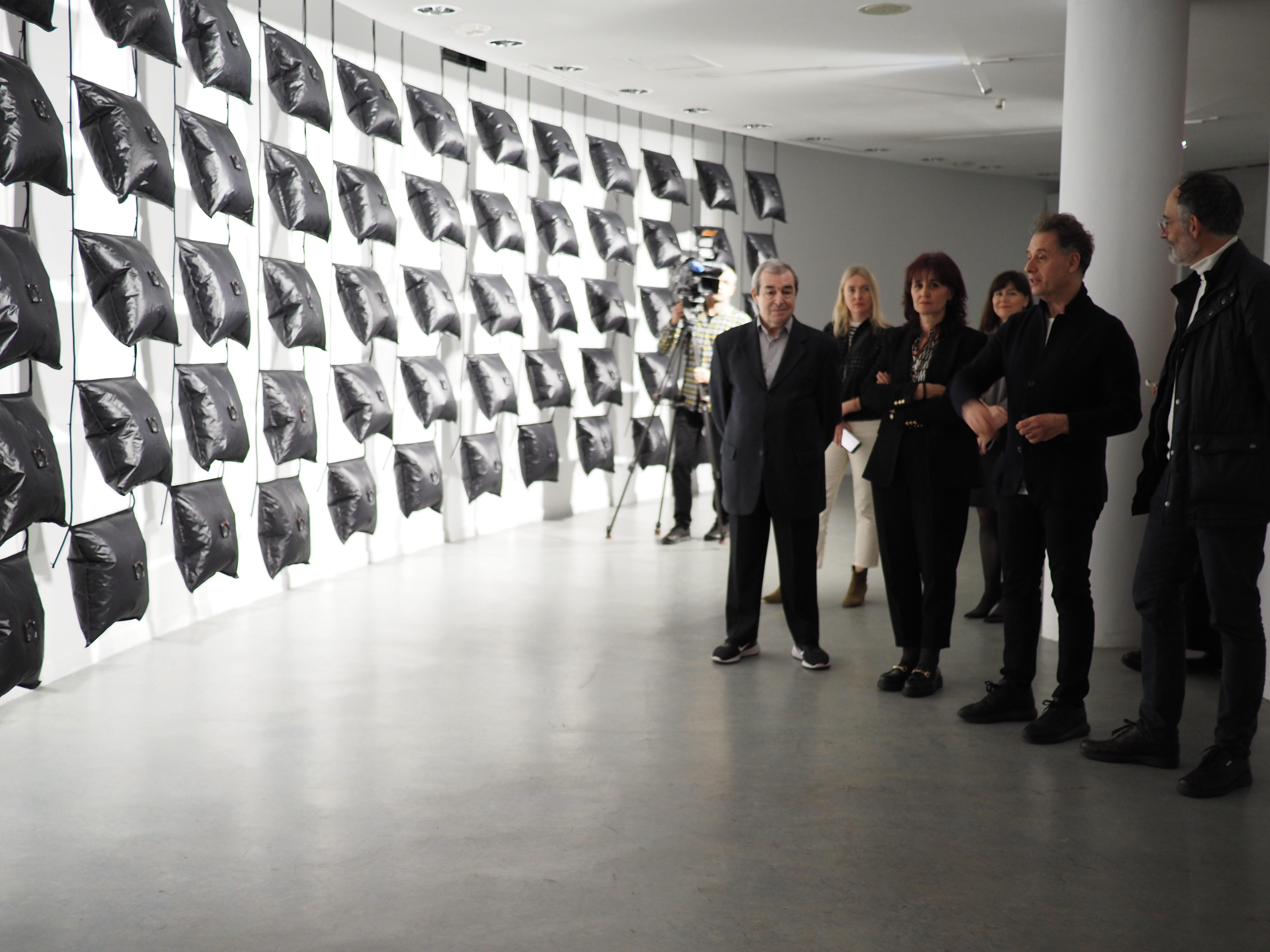 Image 5 of article El MEIAC acoge la exposición 'Las líneas de la vida' del artista argentino Pablo Reinoso