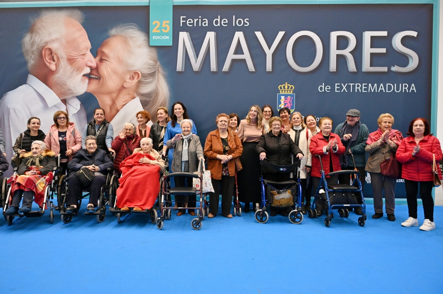 Foto de María Guardiola anuncia la puesta en marcha del programa de viajes '55 y más' que ofertará cientos de destinos turísticos en España y el extranjero
