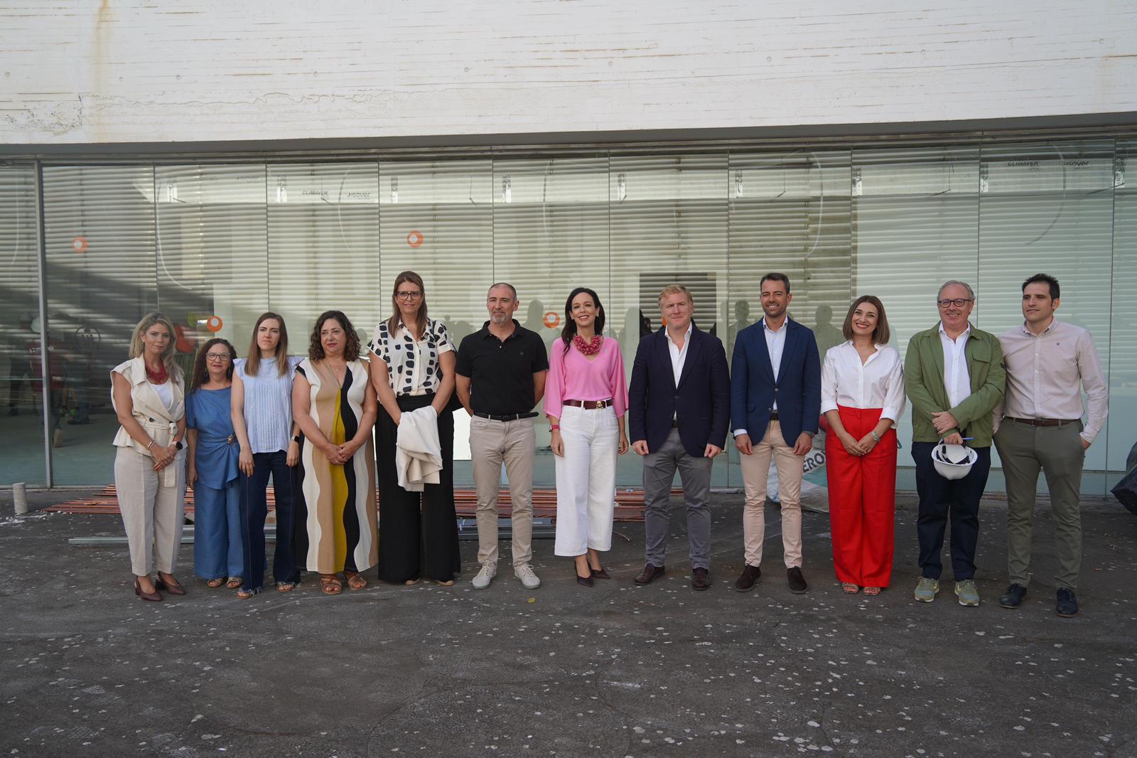 La consejera de Salud y Atención a la Dependencia, Sara Gª Espada, ha visitado las obras.