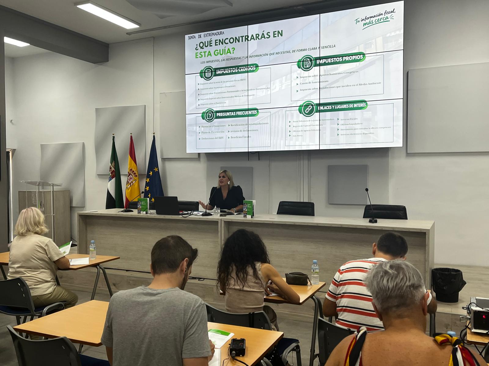 Presentación de la guía fiscal 'Conoce tus impuestos' foto 2