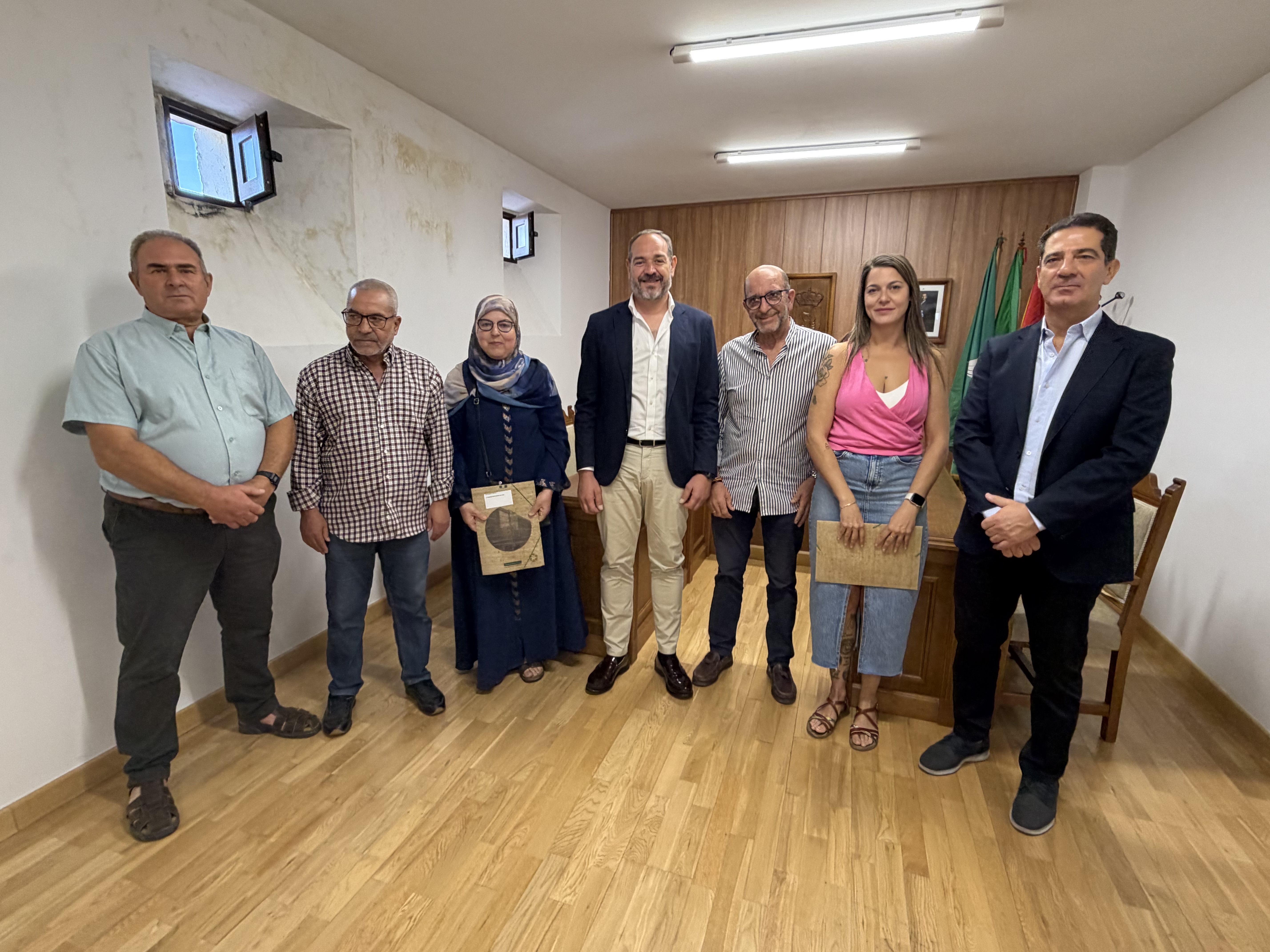 Entrega de viviendas en Albalá.