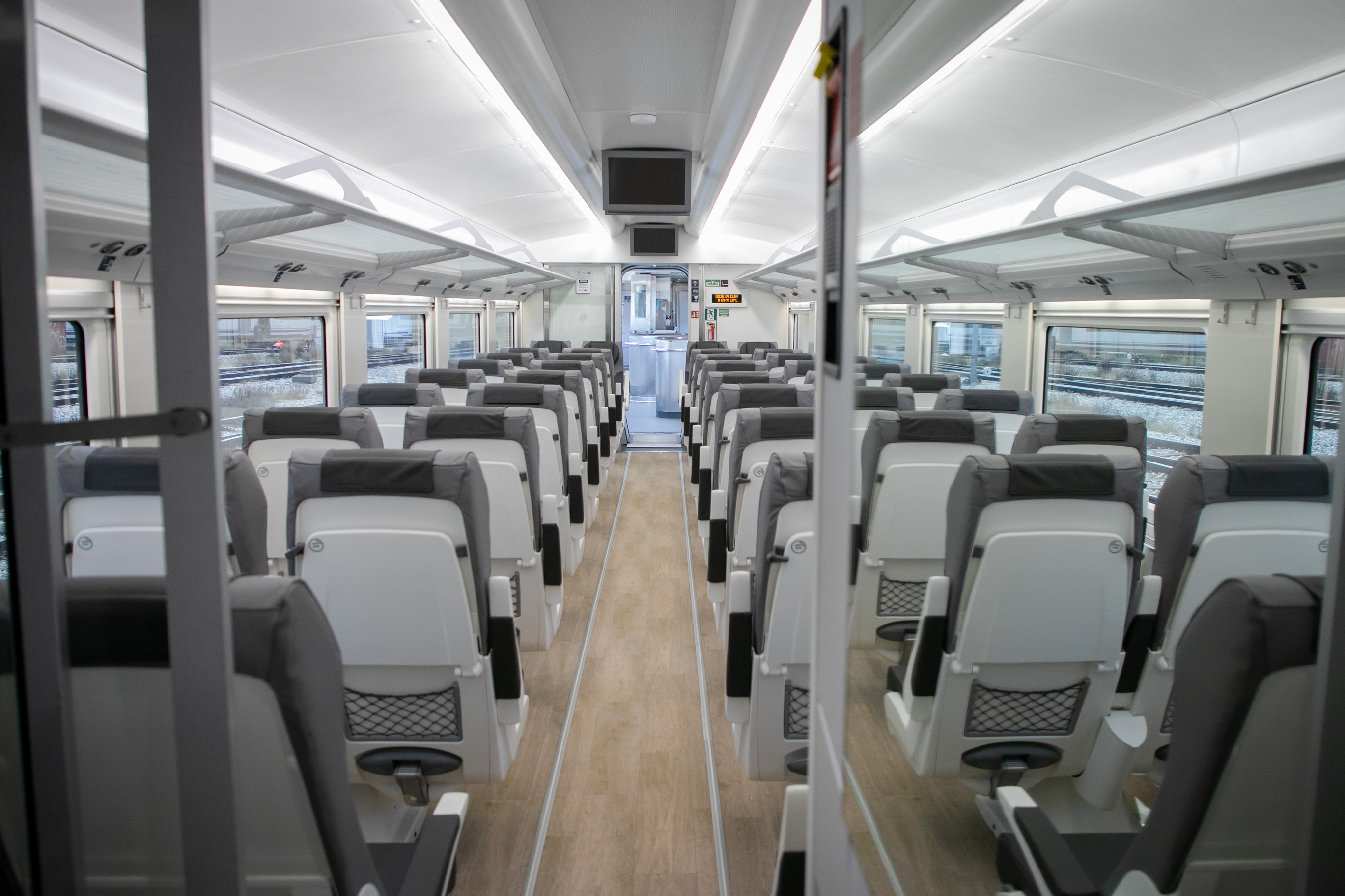 Interior tren