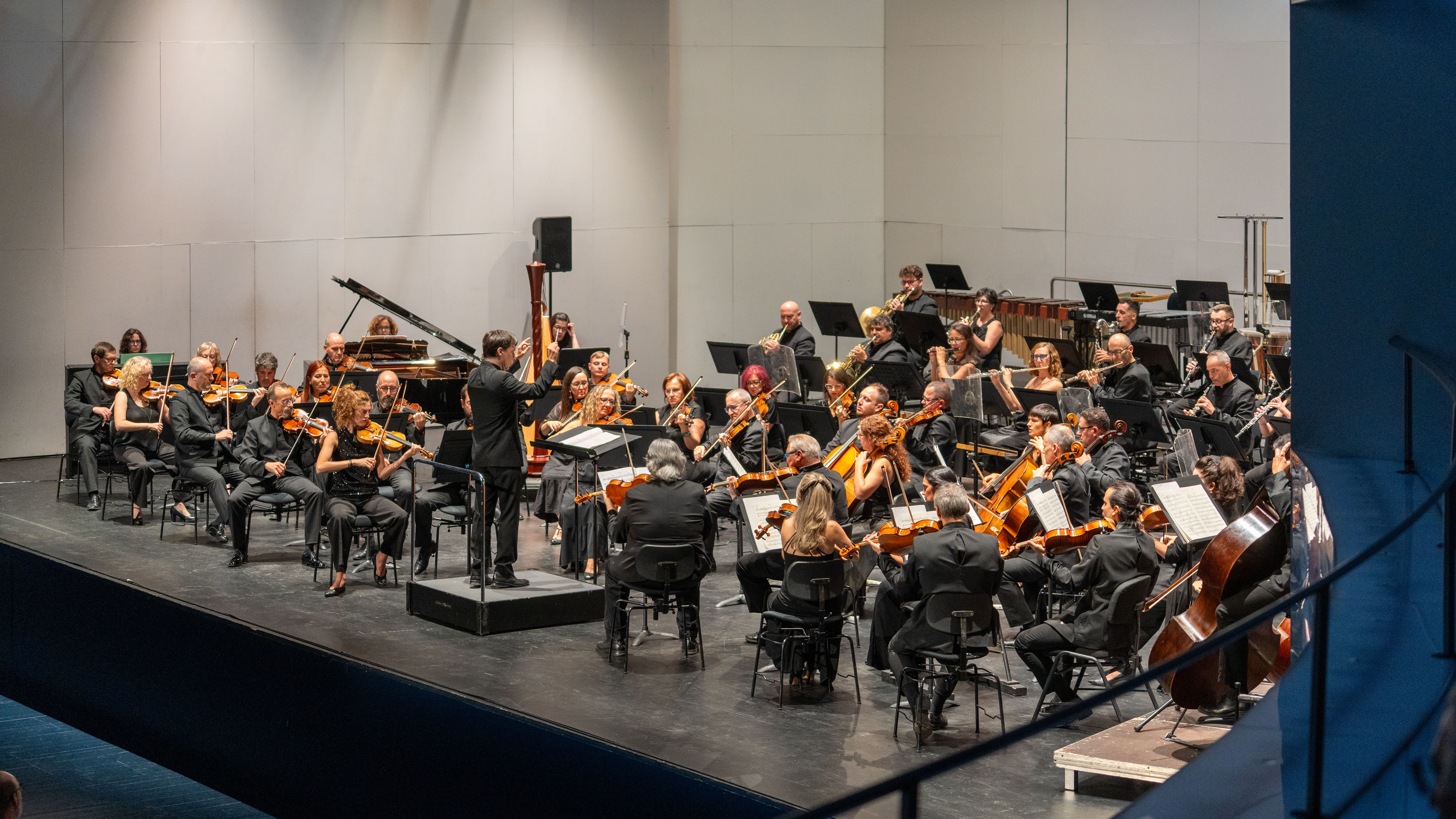 La Orquesta de Extremadura presenta un programa con obras de Benet Casablancas, Alfredo Casella y Brahms en Badajoz y Plasencia