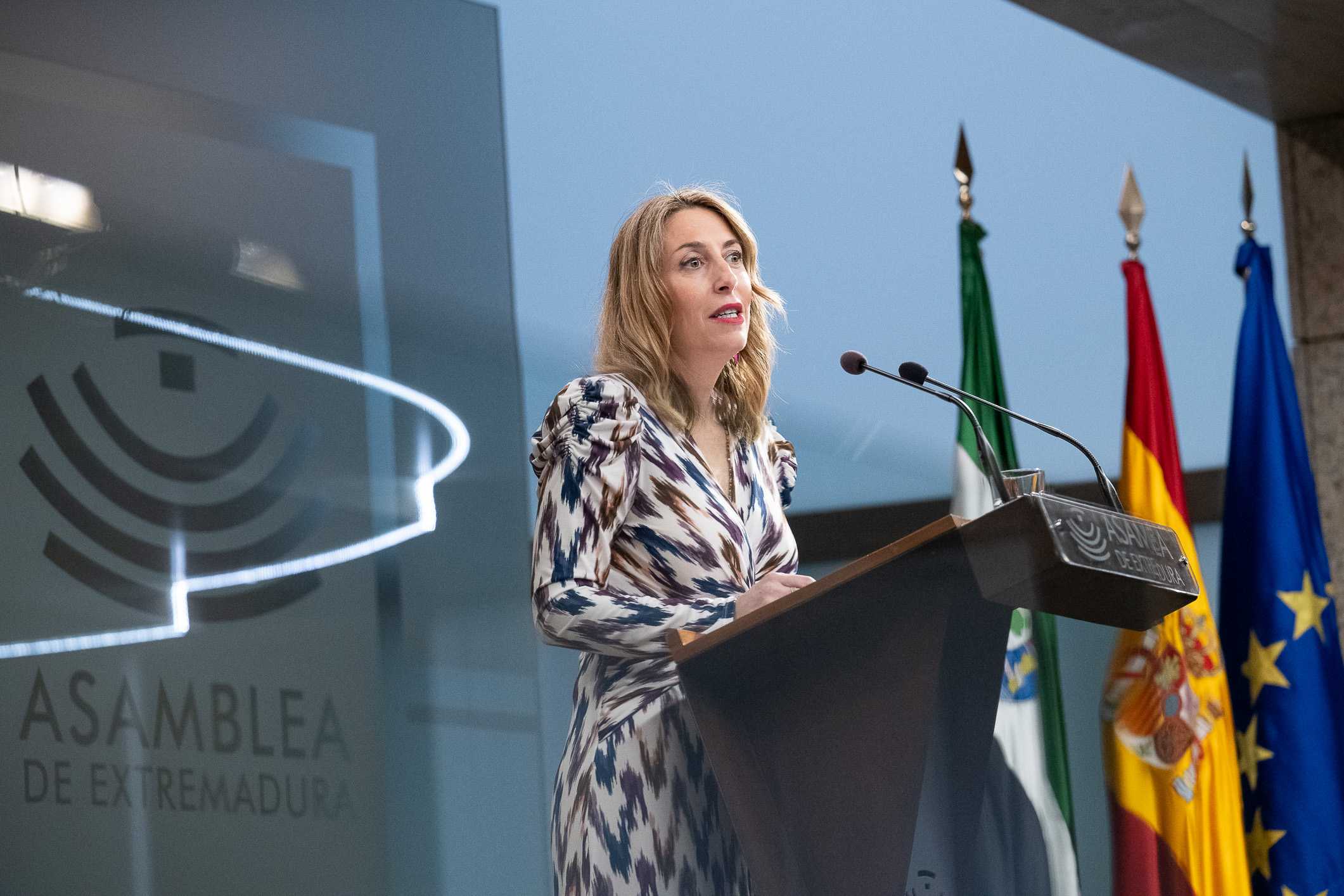 La presidenta de la Junta, María Guardiola, durante el acto.