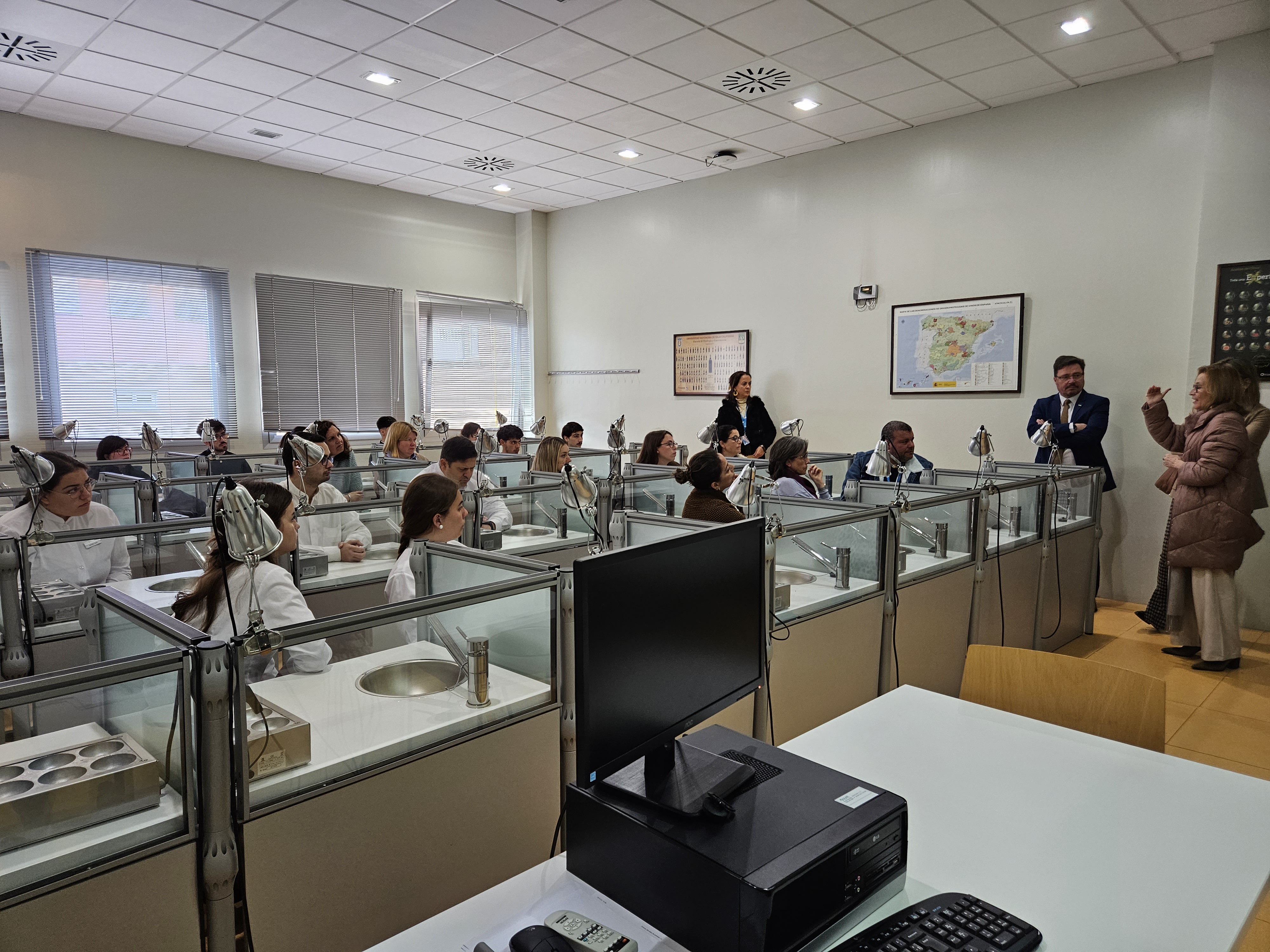 Imagen del artículo Entregados 6.550 certificados de profesionalidad a los centros de empleo en la Escuela de Hostelería y Agroturismo de Extremadura