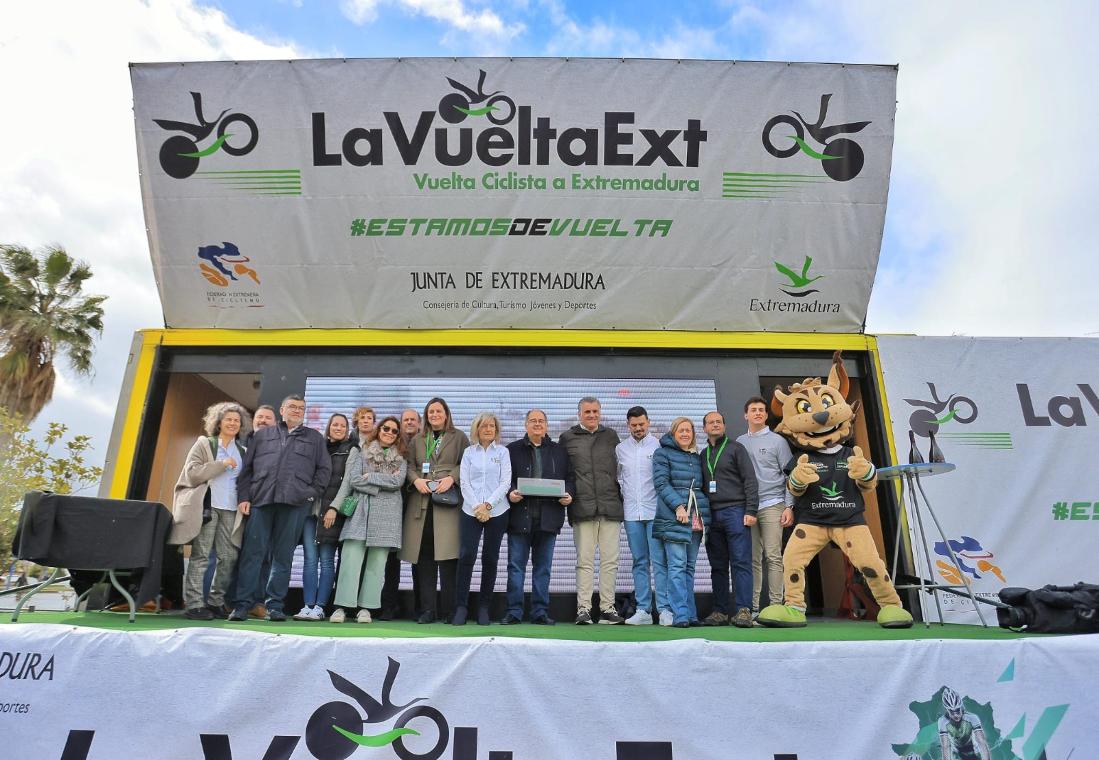 Image 2 of article La holandesa Mareille Meijering gana la Vuelta Ciclista a Extremadura femenina tras tres días de competición