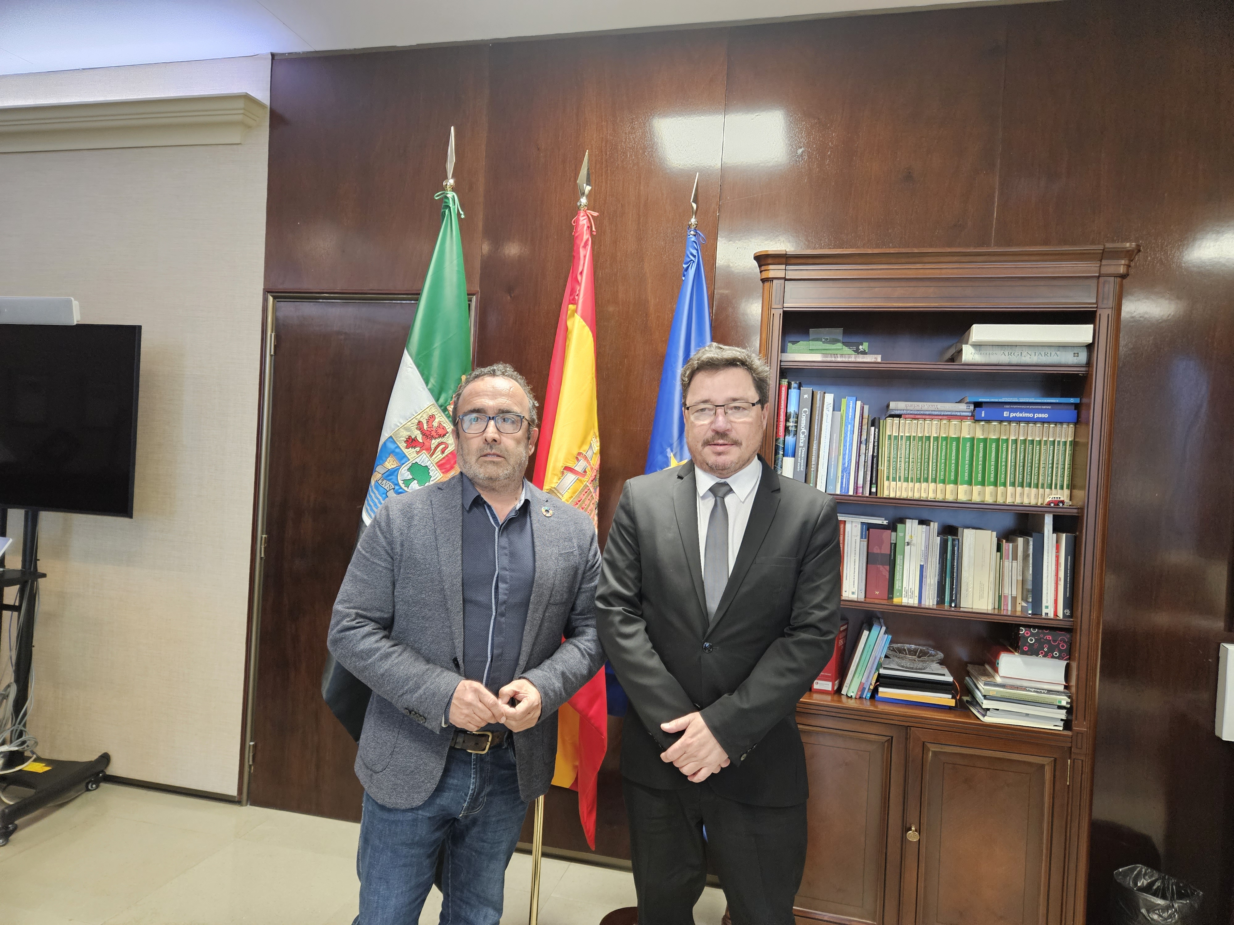 Imagen del artículo La Junta coordina una estrategia conjunta de ciberseguridad con la colaboración de las diputaciones de Cáceres y Badajoz