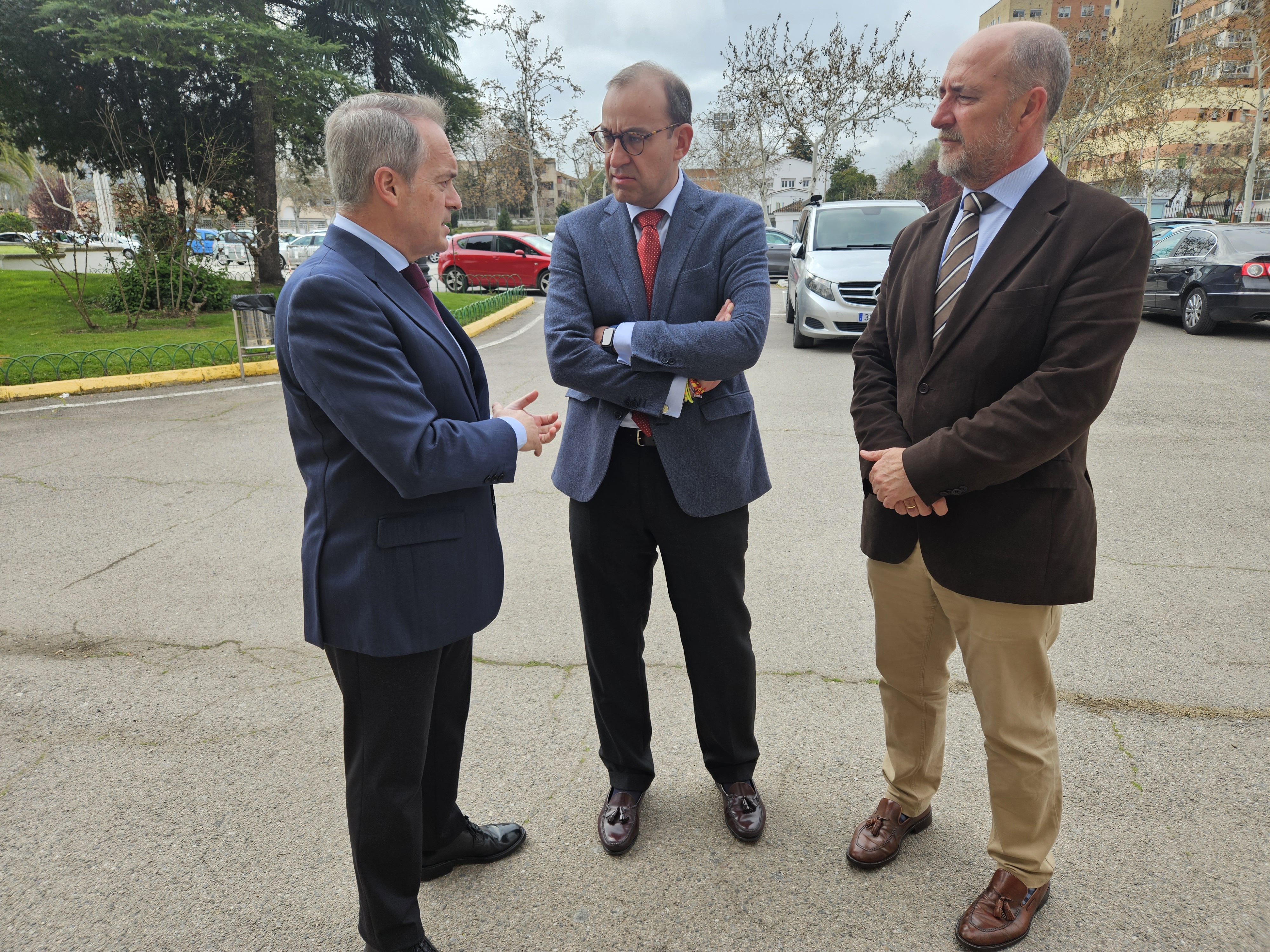 El consejero de Infraestructuras, Transporte y Vivienda, Manuel Martín Castizo, en los minutos previos a la jornada.