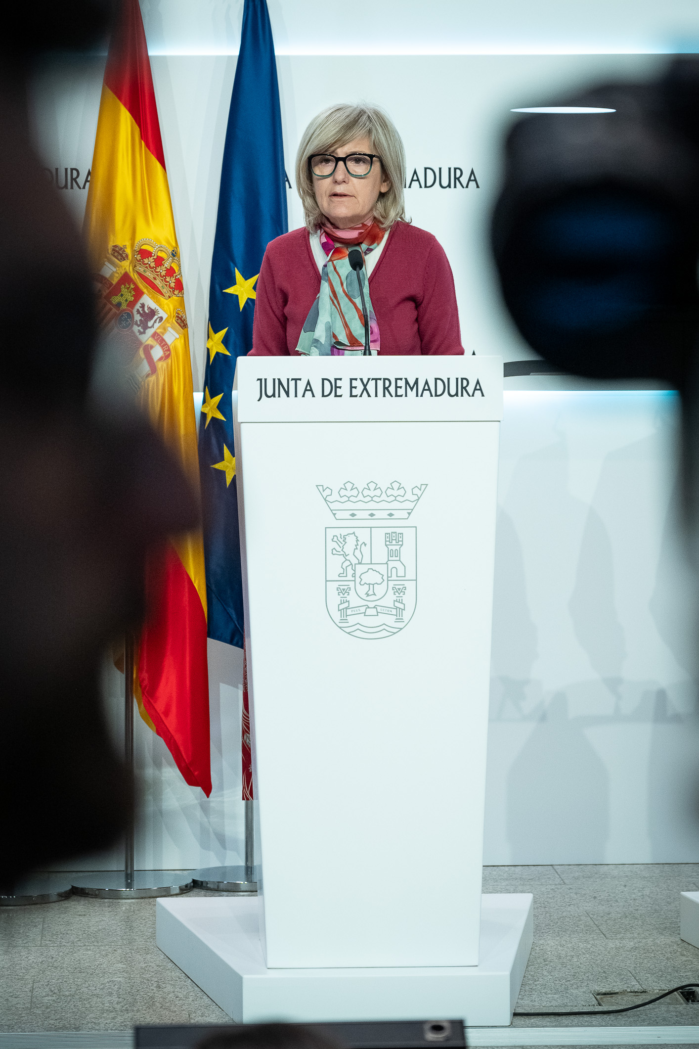 La portavoz de la Junta de Extremadura, Victoria Bazaga, durante la rueda de prensa.