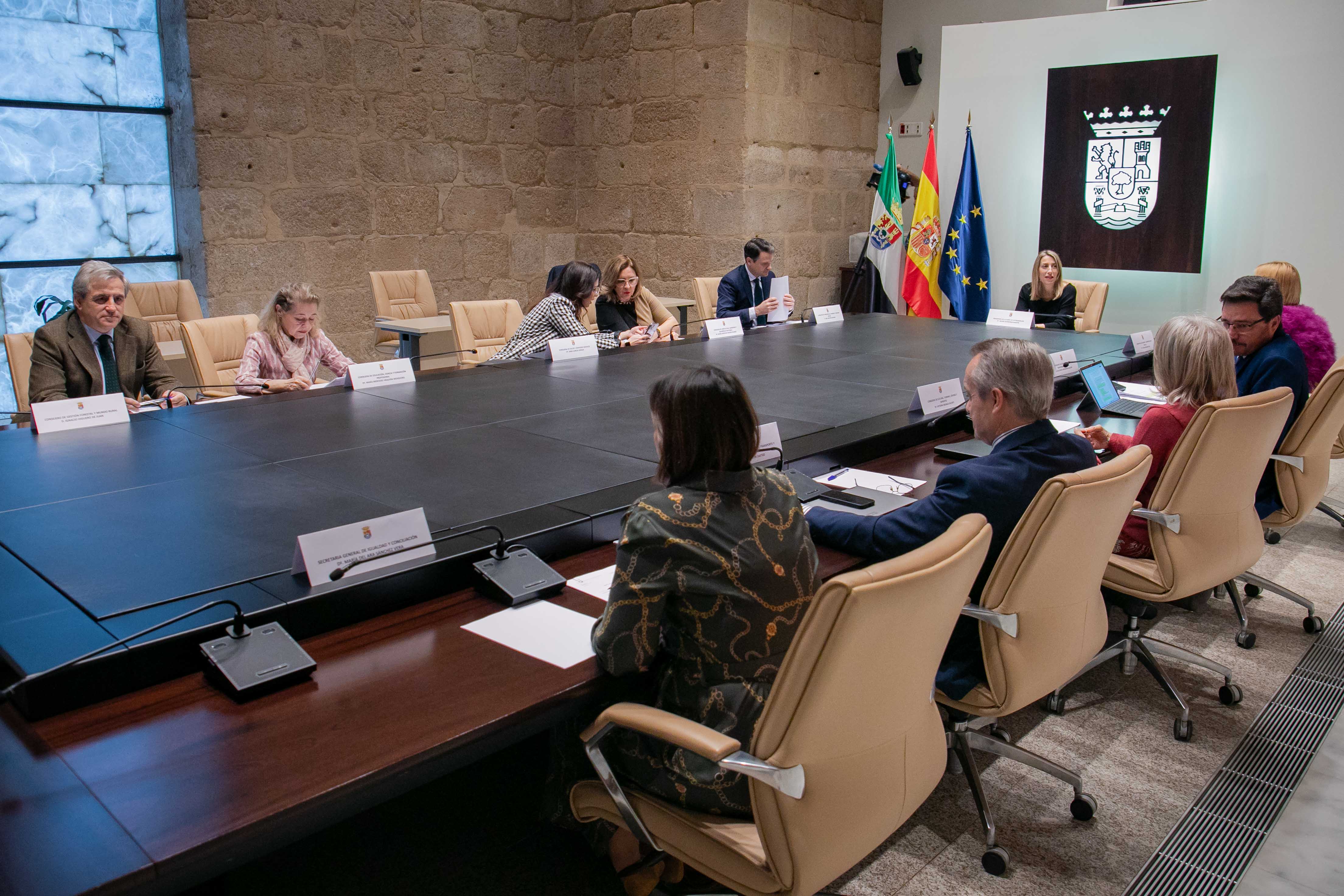 Imagen del artículo La Junta de Extremadura anuncia un nuevo decreto de ayudas a autónomos con una inversión de 50 millones de euros