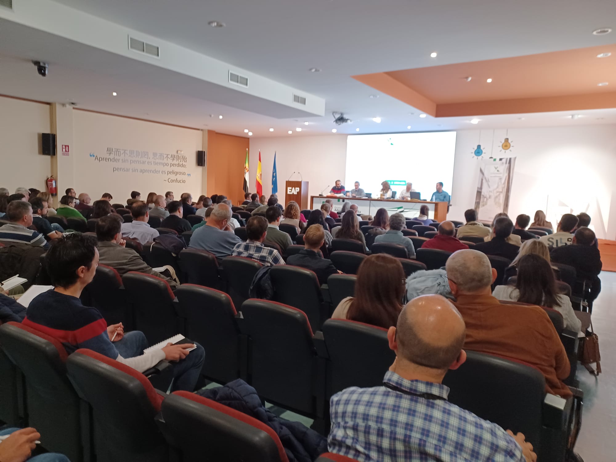 Image 6 of article La Junta apela al trabajo conjunto de las administraciones teniendo en cuenta el SOS de los ayuntamientos para repoblar Extremadura