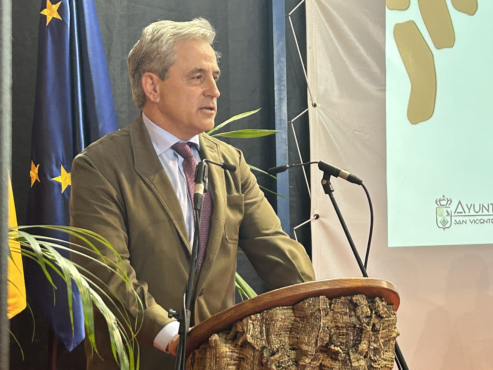 Foto del consejero de Gestión Forestal y Mundo Rural, Ignacio Higuero