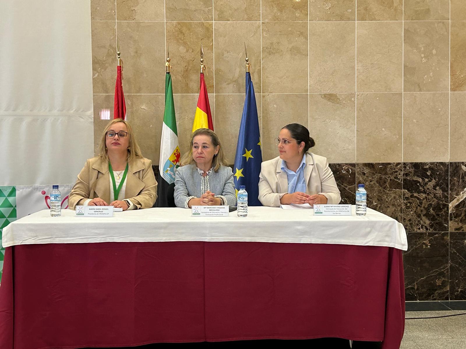 Imagen del artículo Mª Mercedes Vaquera defiende que la educación mejore en Extremadura con el apoyo de familias, alumnos y docentes