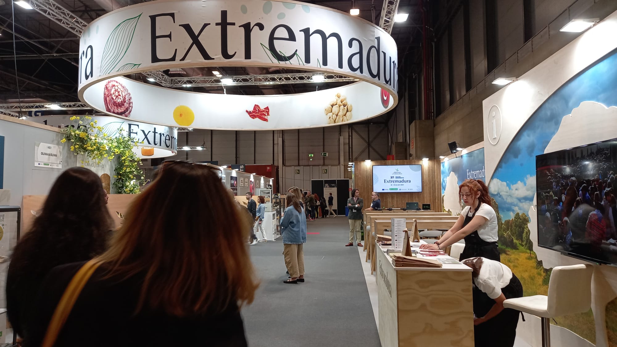 Image 1 of article Extremadura muestra el potencial de atracción turística de las actividades de las Rutas Gastronómicas Sostenibles en Salón Gourmets de Madrid