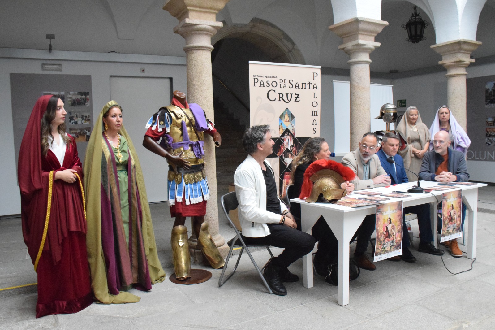 Image 3 of article Palomas se prepara para la celebración de 'El Paso de la Santa Cruz', que aspira a ser Fiesta de Interés Turístico Regional