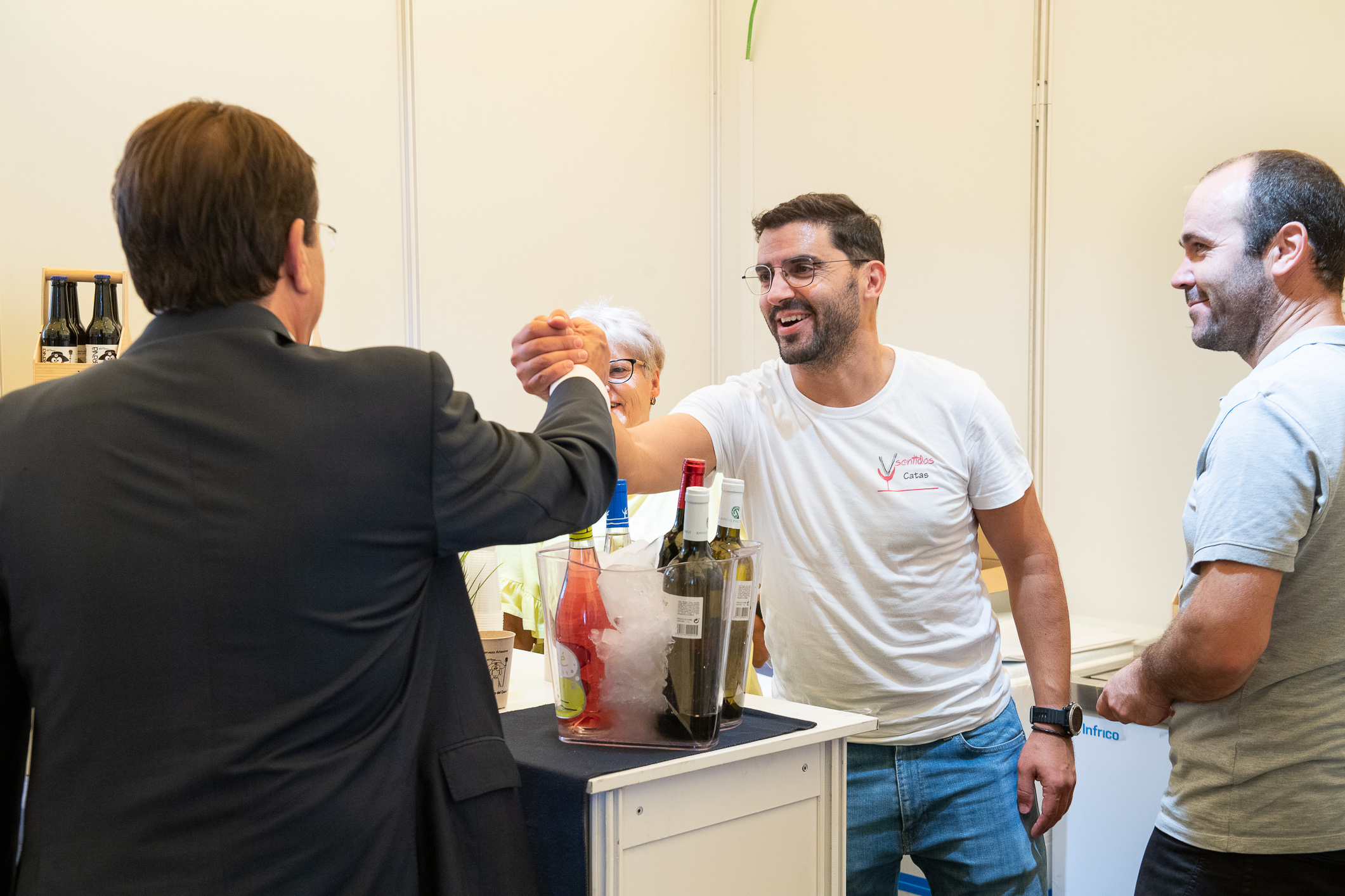 Guillermo Fernández Vara en la Feria del Queso 