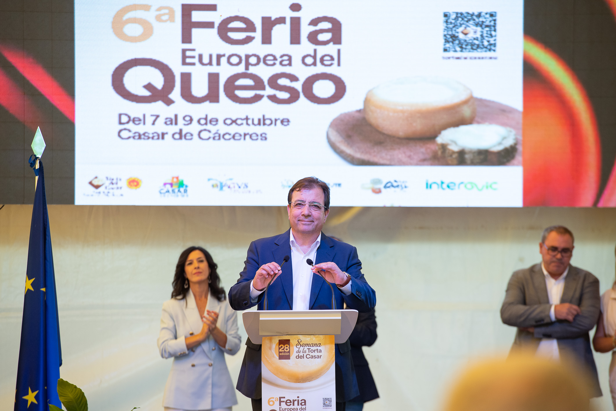 Guillermo Fernández Vara en la Feria del Queso 